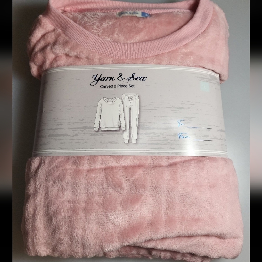 Yarn and Sea Pink Pajama Set (L)